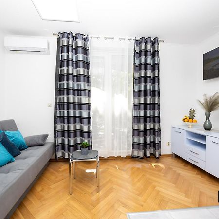 Apartment Paolo By The Beach Znjan سبليت المظهر الخارجي الصورة